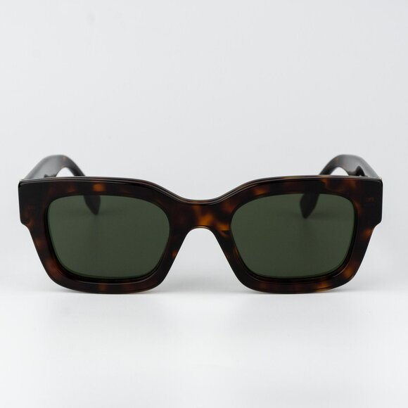 Fendi SIGNATURE Women Sunglasses Square Brown FE40119I 54N NEW AUTHENTIC - Picture 1 of 8